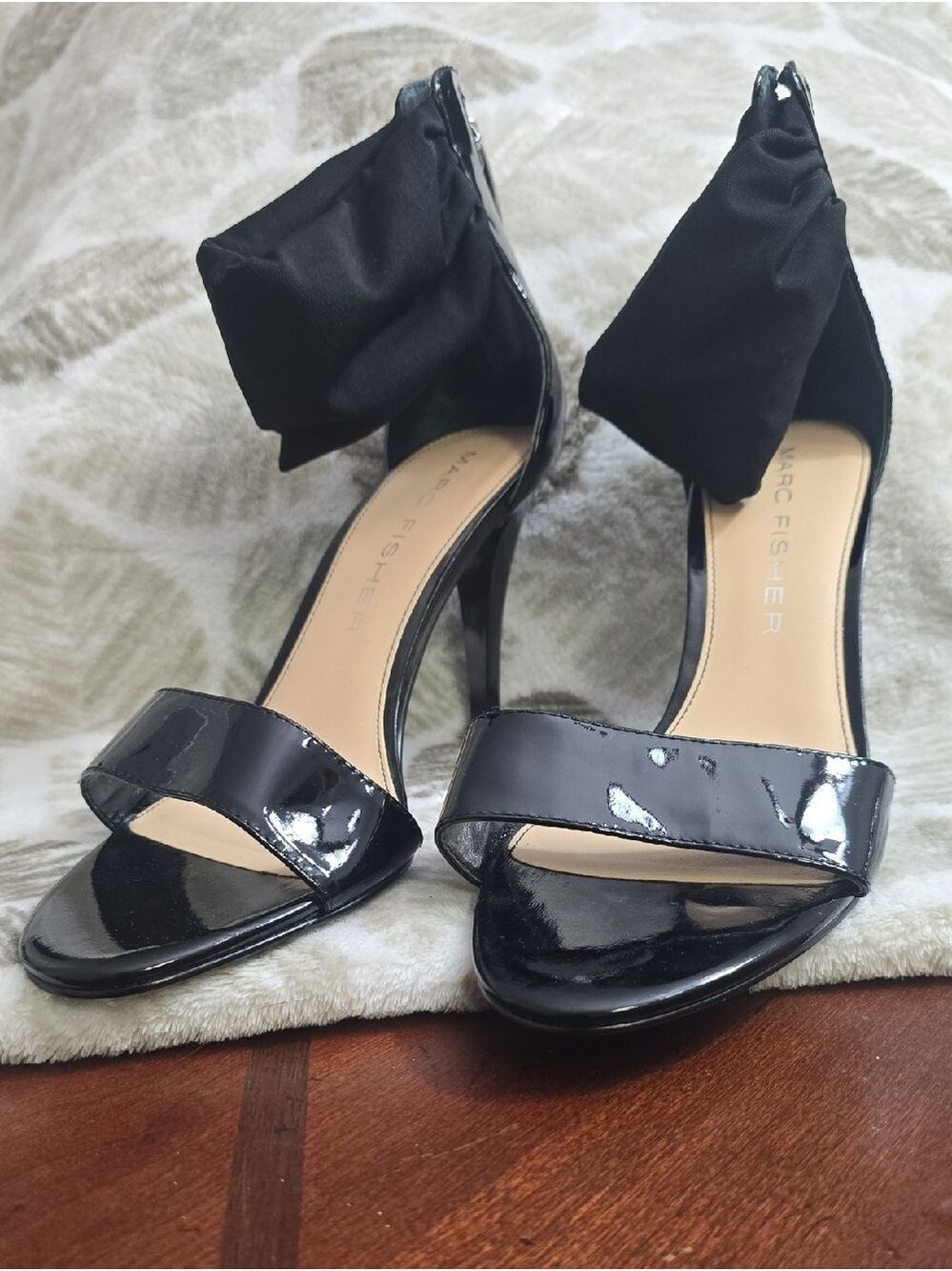 Marc Fisher Smores Black Patent Leather Stiletto Pumps Heels Size 9M